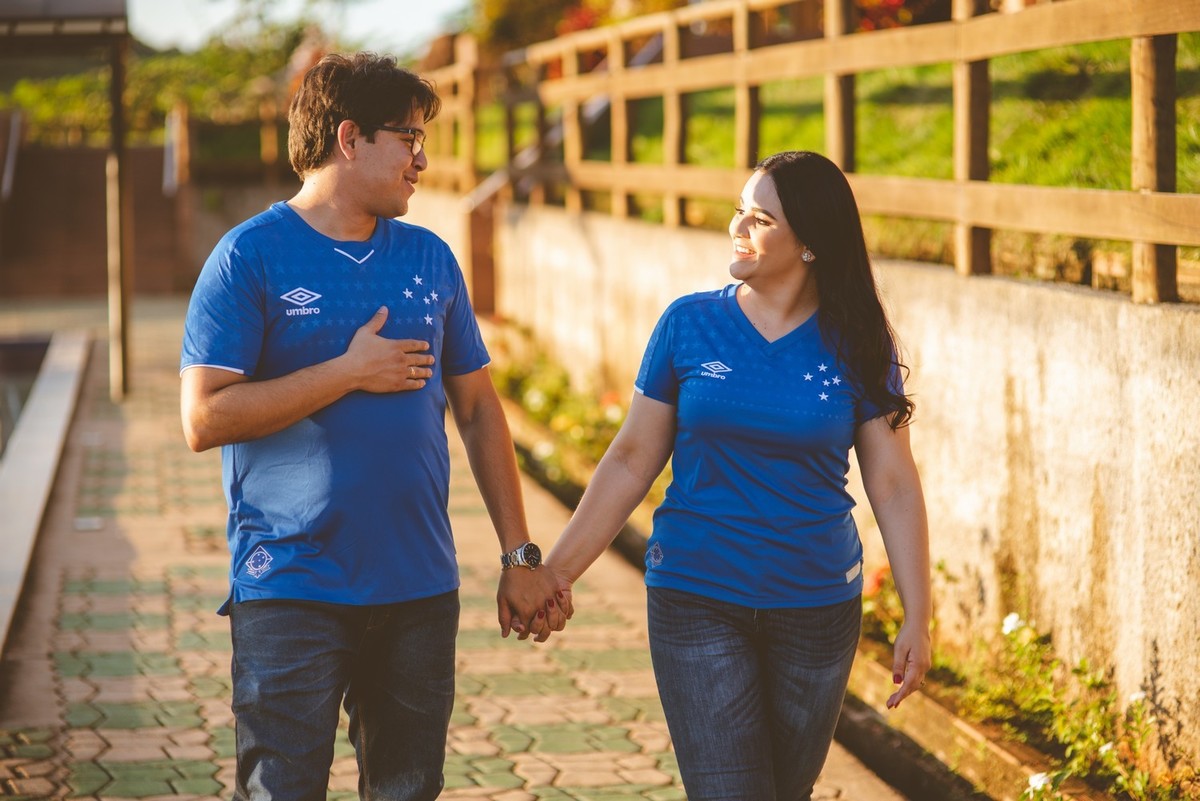 LAÍS E NILTON, PRESIDENTE OLEGÁRIO, POUSADA ANDORINHAS, ENSAIO POUSADA ANDORINHAS PRESIDENTE OLEGÁRIO, LIZANDRO JUNIOR, ENSAIO NAMORANDO, PATOS DE MINAS, PRESIDENTE OLEGÁRIO MG, perau das andorinhas