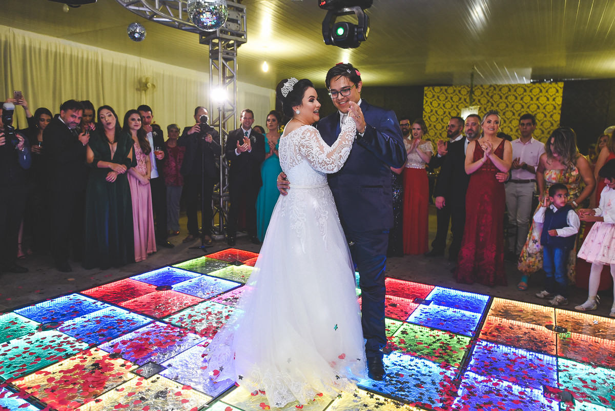 casamento, lais e nilton, presidente olegário, fotógrafo lizandro junior, patos de minas, espaço WM, clube buritis
