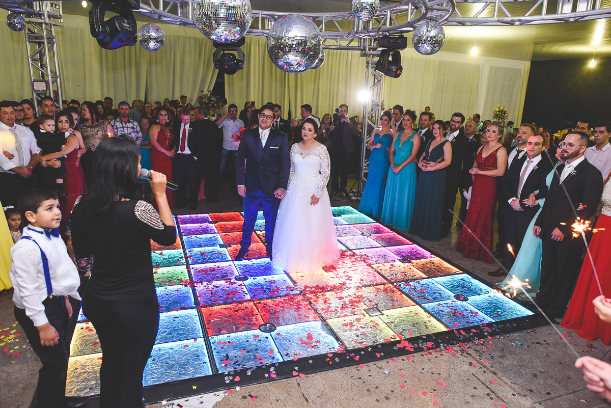 casamento, lais e nilton, presidente olegário, fotógrafo lizandro junior, patos de minas, espaço WM, clube buritis