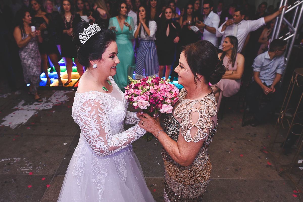 casamento, lais e nilton, presidente olegário, fotógrafo lizandro junior, patos de minas, espaço WM, clube buritis