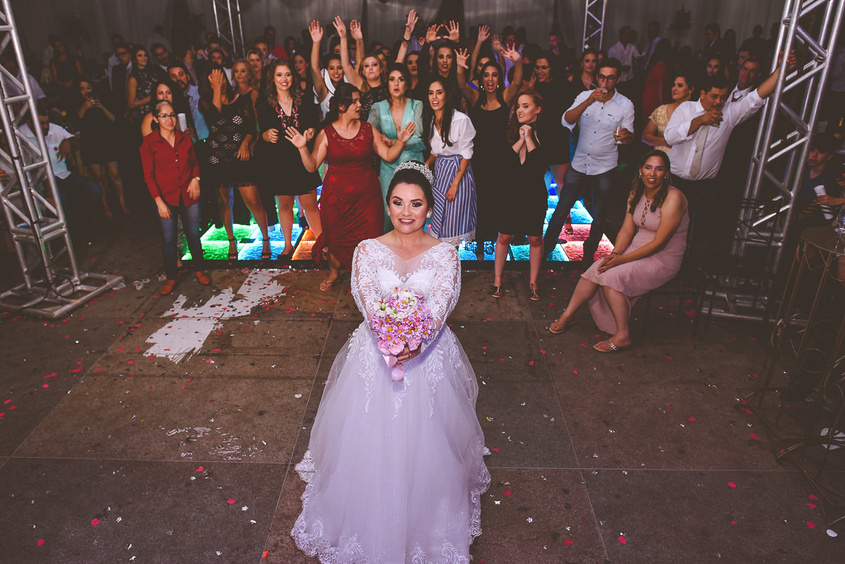 casamento, lais e nilton, presidente olegário, fotógrafo lizandro junior, patos de minas, espaço WM, clube buritis