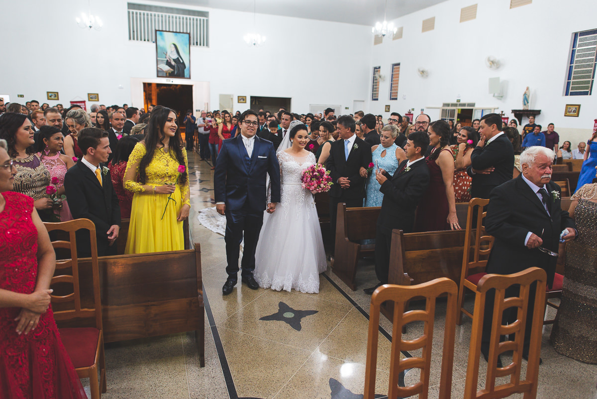 casamento, lais e nilton, presidente olegário, fotógrafo lizandro junior, patos de minas, espaço WM, clube buritis