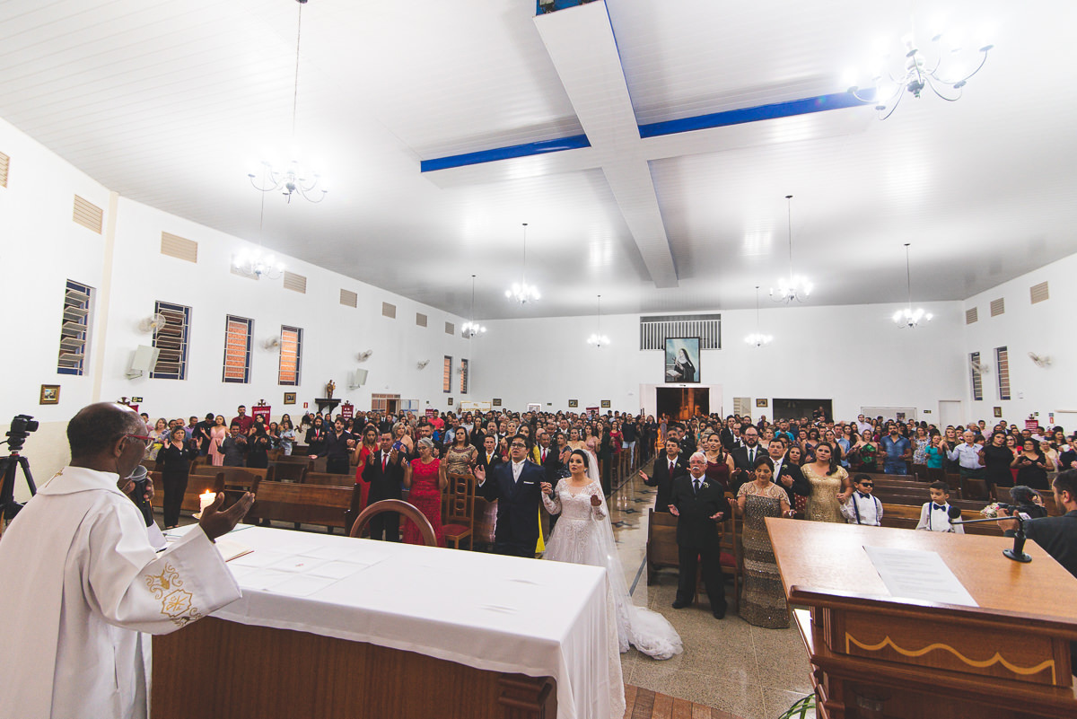 casamento, lais e nilton, presidente olegário, fotógrafo lizandro junior, patos de minas, espaço WM, clube buritis