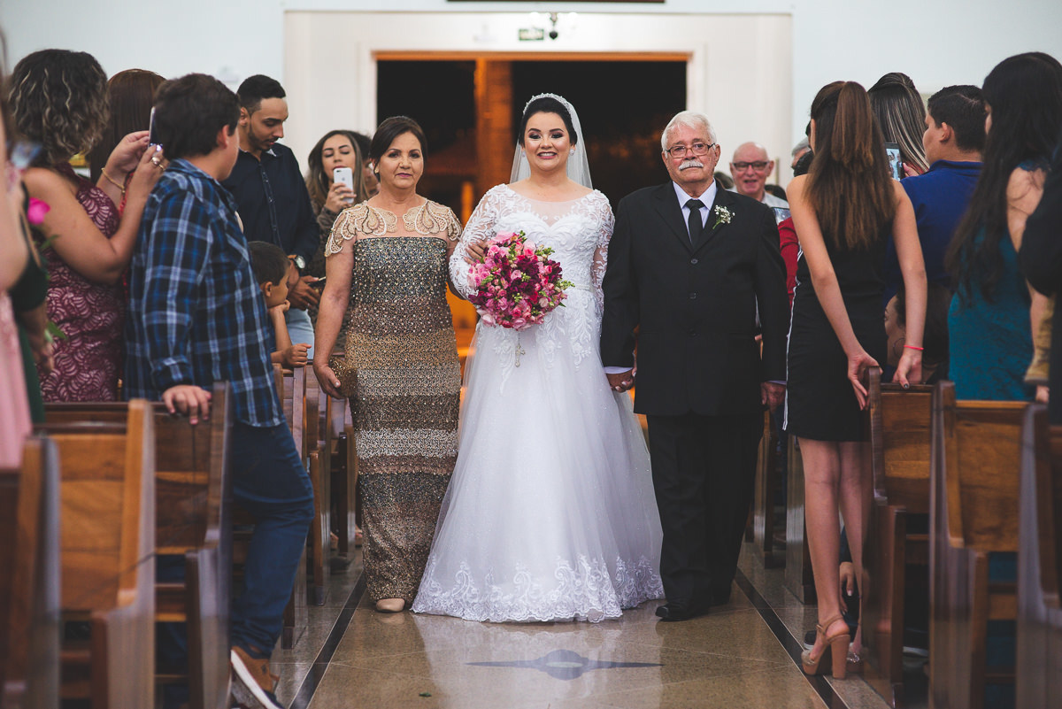 casamento, lais e nilton, presidente olegário, fotógrafo lizandro junior, patos de minas, espaço WM, clube buritis