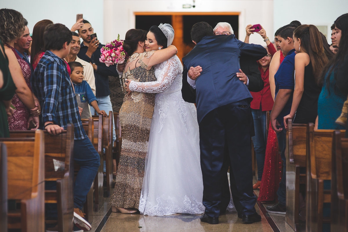 casamento, lais e nilton, presidente olegário, fotógrafo lizandro junior, patos de minas, espaço WM, clube buritis