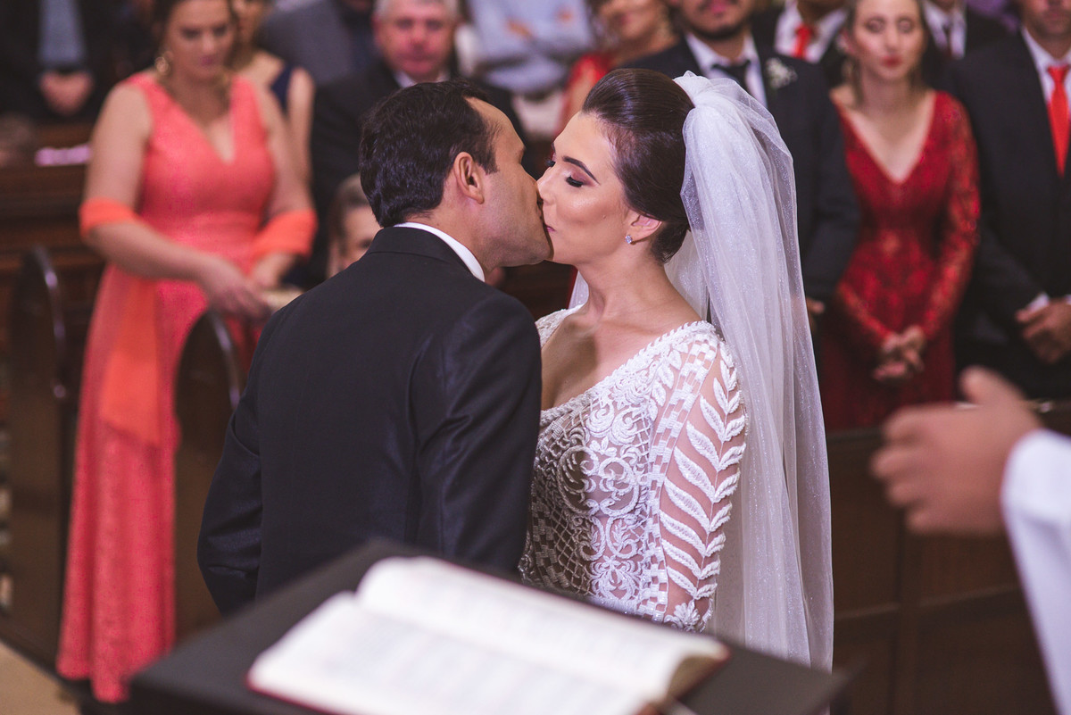 CASAMENTO, DANIEL E MARINEZ, PATOS DE MINAS, LIZANDRO JUNIOR, SALVATORE CABELEIREIROS, IGREJA DOS CAPUCHINHOS, ROSE VIEIRA CERIMONIAL