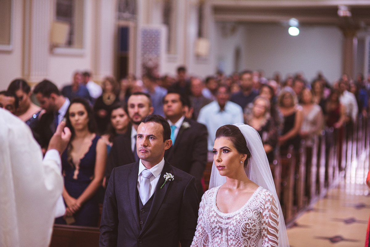 CASAMENTO, DANIEL E MARINEZ, PATOS DE MINAS, LIZANDRO JUNIOR, SALVATORE CABELEIREIROS, IGREJA DOS CAPUCHINHOS, ROSE VIEIRA CERIMONIAL