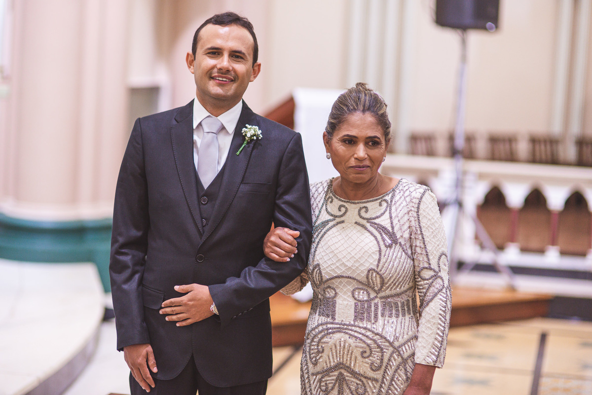 CASAMENTO, DANIEL E MARINEZ, PATOS DE MINAS, LIZANDRO JUNIOR, SALVATORE CABELEIREIROS, IGREJA DOS CAPUCHINHOS, ROSE VIEIRA CERIMONIAL