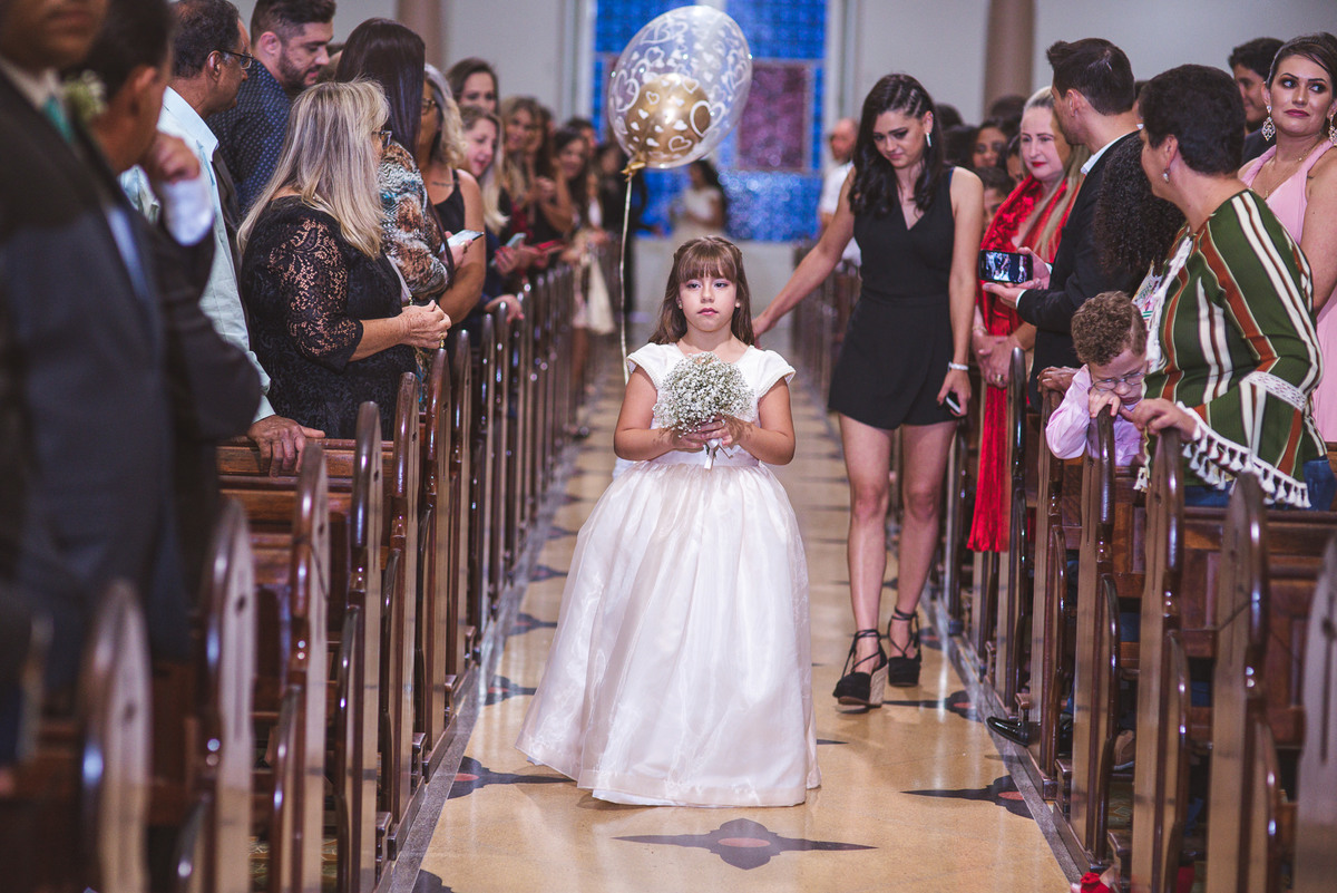 CASAMENTO, DANIEL E MARINEZ, PATOS DE MINAS, LIZANDRO JUNIOR, SALVATORE CABELEIREIROS, IGREJA DOS CAPUCHINHOS, ROSE VIEIRA CERIMONIAL