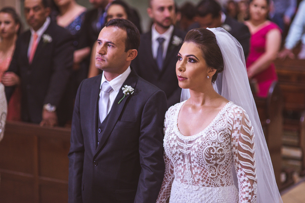 CASAMENTO, DANIEL E MARINEZ, PATOS DE MINAS, LIZANDRO JUNIOR, SALVATORE CABELEIREIROS, IGREJA DOS CAPUCHINHOS, ROSE VIEIRA CERIMONIAL