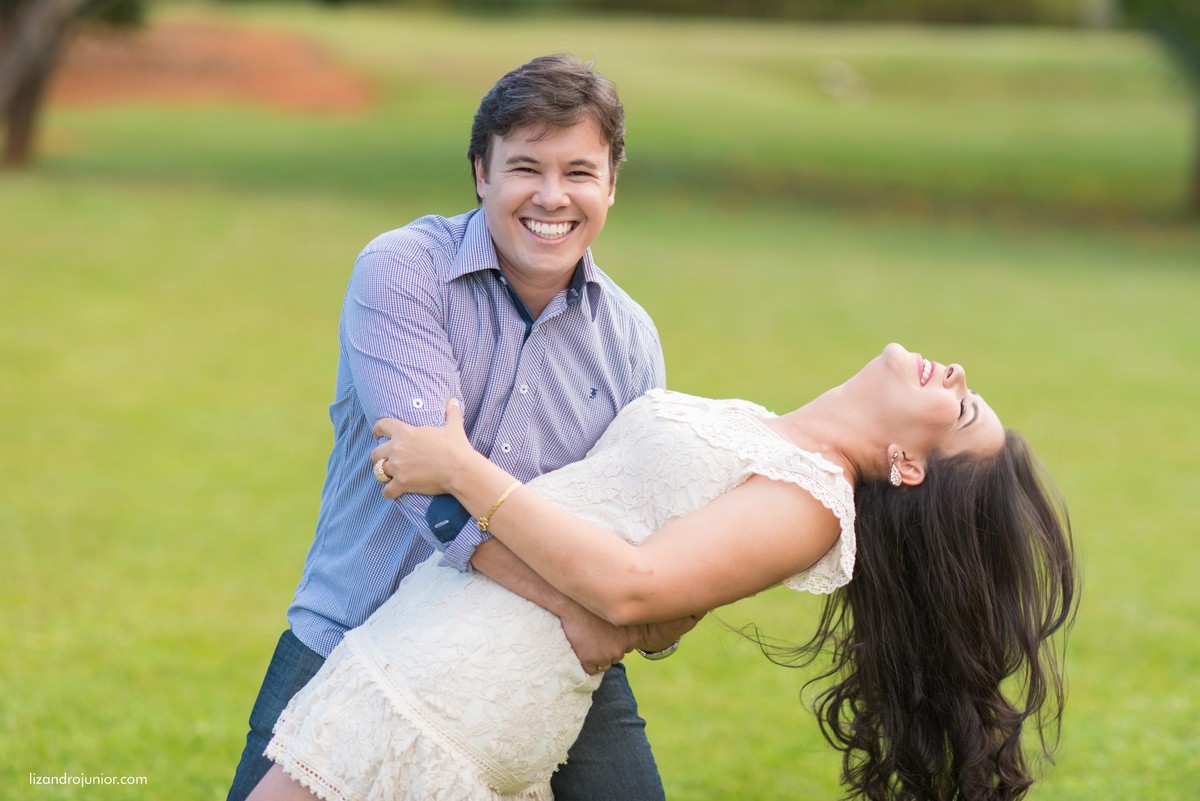 ensaio namorando divertido