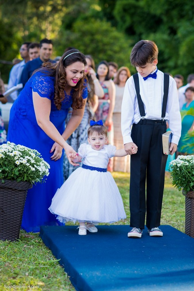 daminha casamento ao ar livre