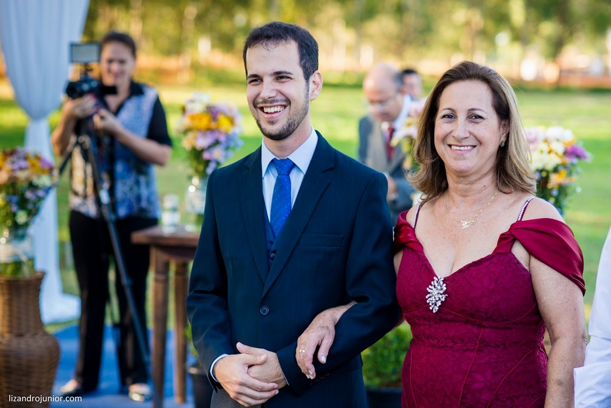 noivo casamento de dia