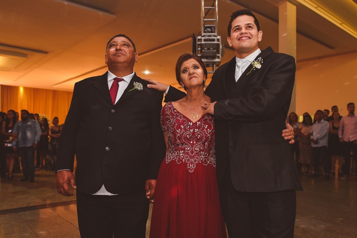 CASAMENTO, CRISTIANO E KERLY, PATOS DE MINAS, CASAMENTO EM PATOS, LIZANDRO JUNIOR, FOTOGRAFO DE CASAMENTO PATOS, LUA MATOS, BARBARA GUIMARÃES, NICE TEIXEIRA, CAPUCHINHOS