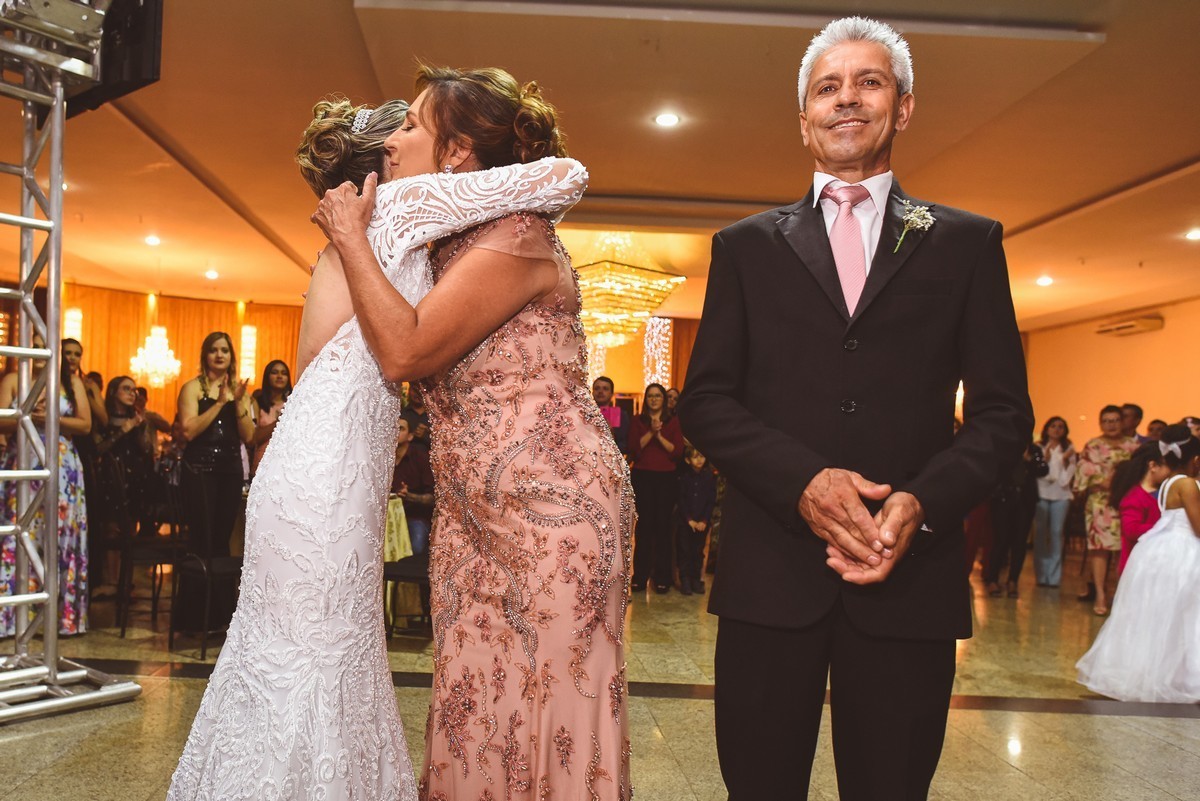 CASAMENTO, CRISTIANO E KERLY, PATOS DE MINAS, CASAMENTO EM PATOS, LIZANDRO JUNIOR, FOTOGRAFO DE CASAMENTO PATOS, LUA MATOS, BARBARA GUIMARÃES, NICE TEIXEIRA, CAPUCHINHOS