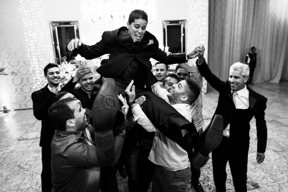 CASAMENTO, CRISTIANO E KERLY, PATOS DE MINAS, CASAMENTO EM PATOS, LIZANDRO JUNIOR, FOTOGRAFO DE CASAMENTO PATOS, LUA MATOS, BARBARA GUIMARÃES, NICE TEIXEIRA, CAPUCHINHOS