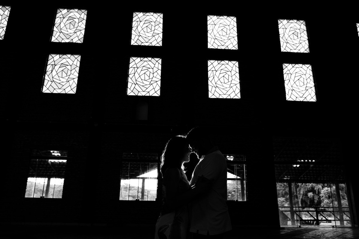 ENSAIO NAMORANDO, PAULA E HENRIQUE, PATOS DE MINAS, LAGOA FORMOSA, USINA, LIZANDRO JUNIOR, FOTOGRAFIA DE CASAMENTO