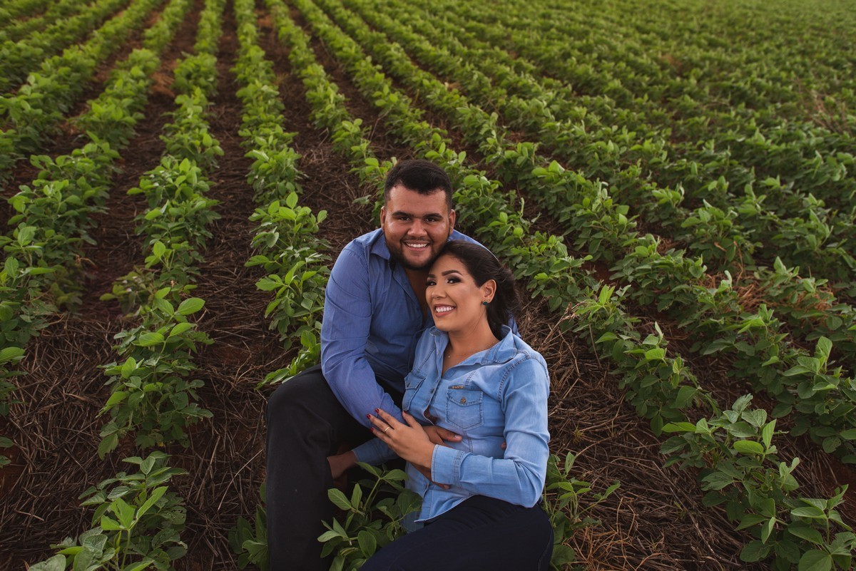 ENSAIO NAMORANDO, PAULA E HENRIQUE, PATOS DE MINAS, LAGOA FORMOSA, USINA, LIZANDRO JUNIOR, FOTOGRAFIA DE CASAMENTO