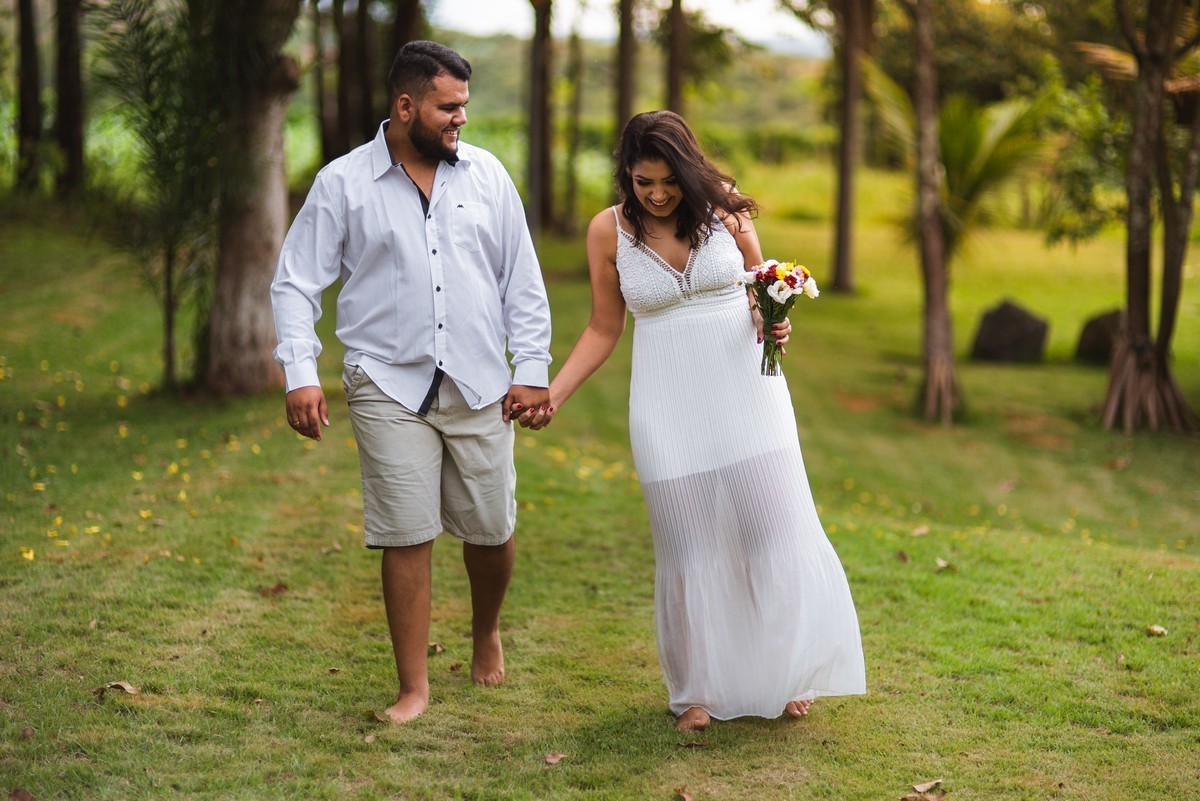 ENSAIO NAMORANDO, PAULA E HENRIQUE, PATOS DE MINAS, LAGOA FORMOSA, USINA, LIZANDRO JUNIOR, FOTOGRAFIA DE CASAMENTO