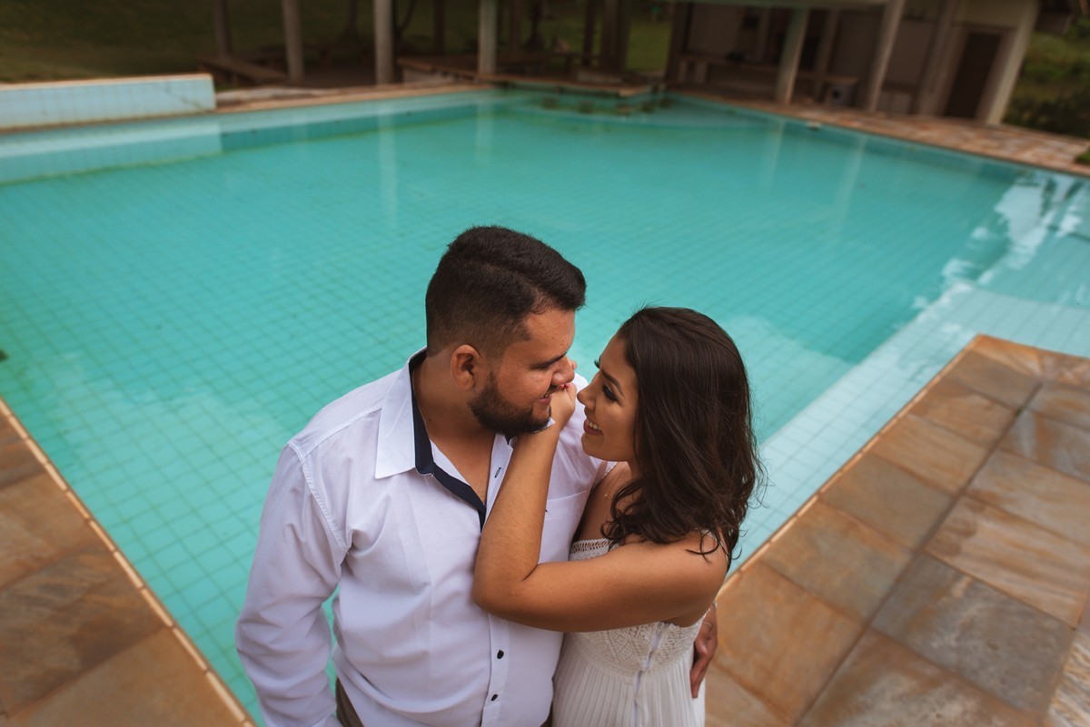 ENSAIO NAMORANDO, PAULA E HENRIQUE, PATOS DE MINAS, LAGOA FORMOSA, USINA, LIZANDRO JUNIOR, FOTOGRAFIA DE CASAMENTO
