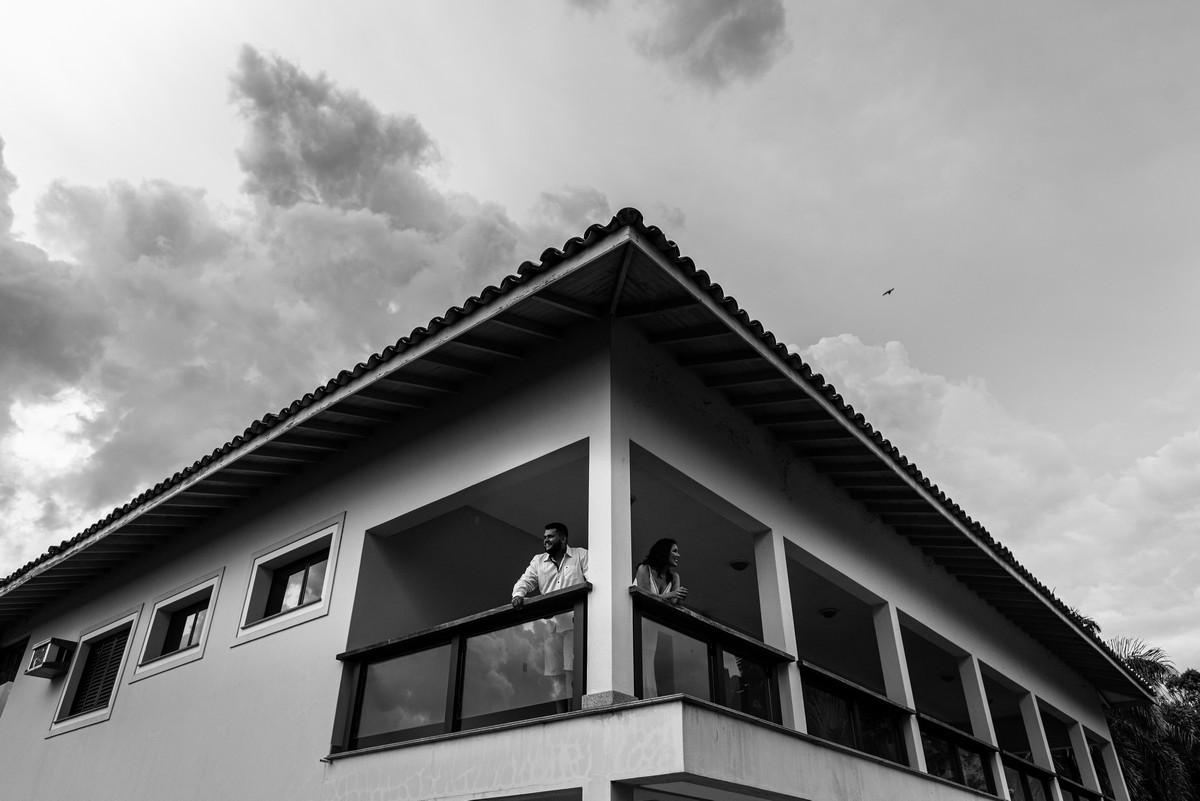 ENSAIO NAMORANDO, PAULA E HENRIQUE, PATOS DE MINAS, LAGOA FORMOSA, USINA, LIZANDRO JUNIOR, FOTOGRAFIA DE CASAMENTO