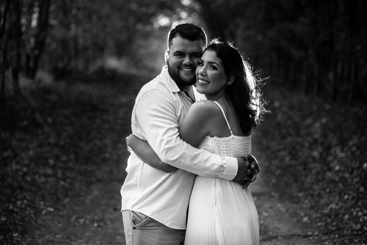 ENSAIO NAMORANDO, PAULA E HENRIQUE, PATOS DE MINAS, LAGOA FORMOSA, USINA, LIZANDRO JUNIOR, FOTOGRAFIA DE CASAMENTO