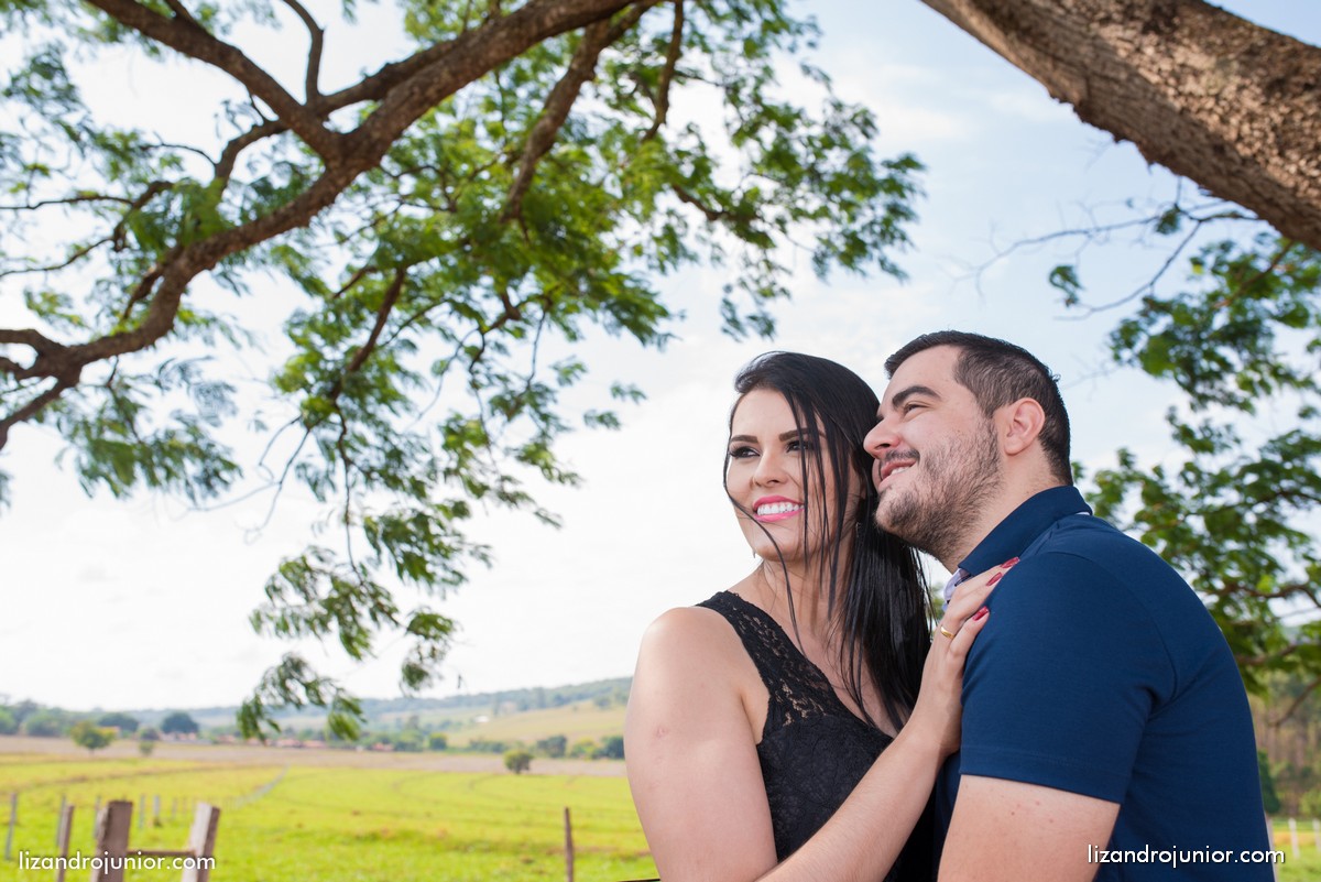 lizandro junior fotografo patos de minas casamento ensaio namorando erika e mateus
