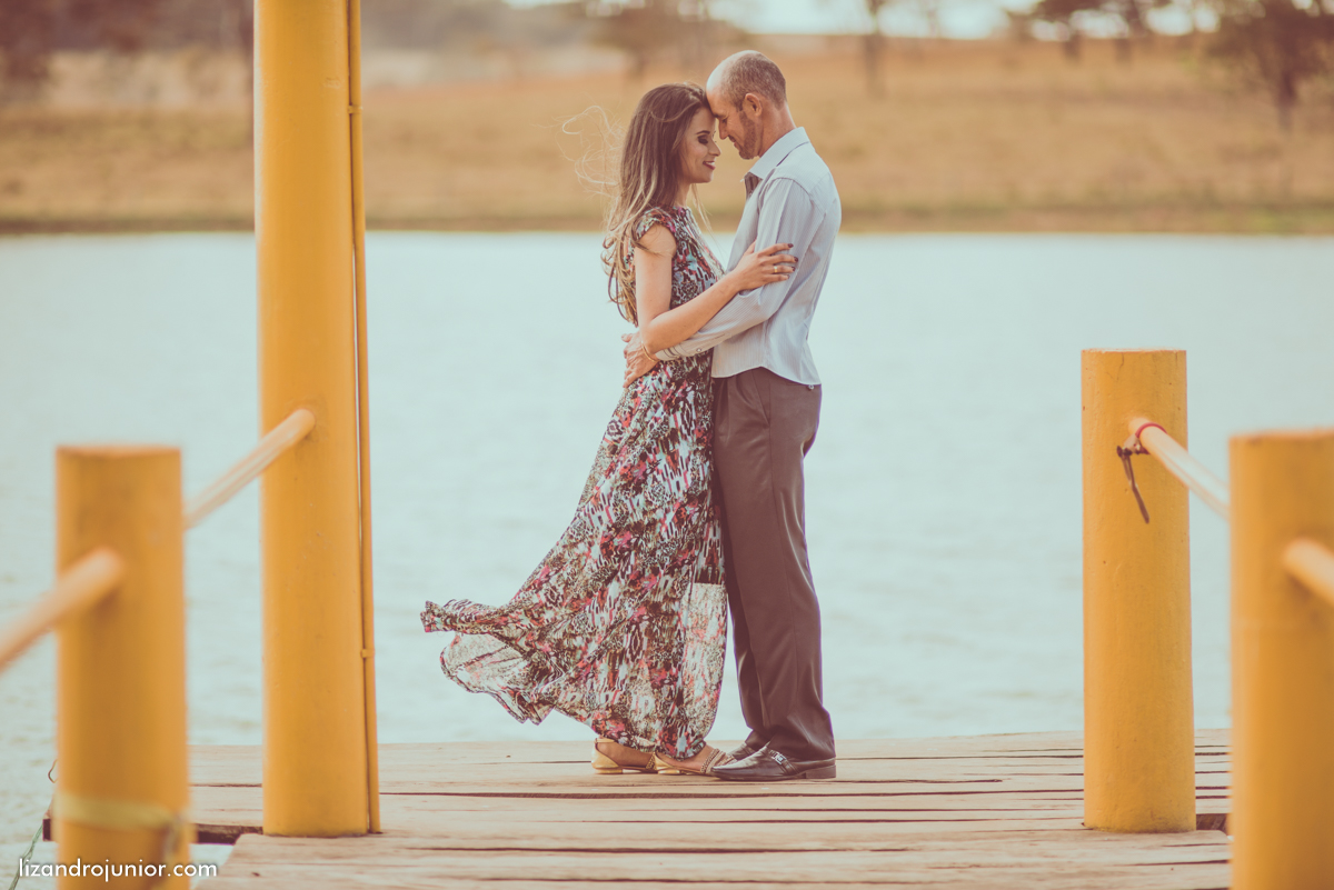 lizandro junior fotografo de casamento patos de minas ensaio namorando michely e roberto