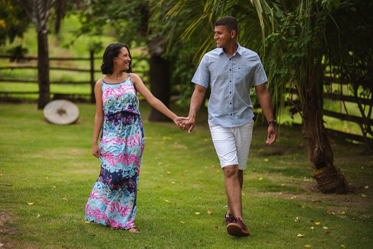ensaio namorando ao ar livre, ensaio, ensaio namorando, ensaio casal, pre casamento, pre wedding, ensaio serra do salitre, lizandro junior, fotografo de casamento