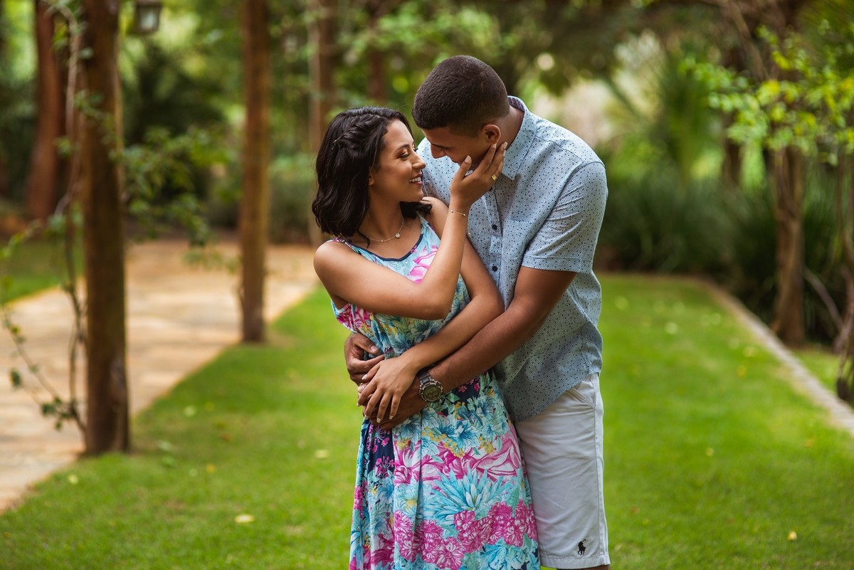 ensaio namorando ao ar livre, ensaio, ensaio namorando, ensaio casal, pre casamento, pre wedding, ensaio serra do salitre, lizandro junior, fotografo de casamento