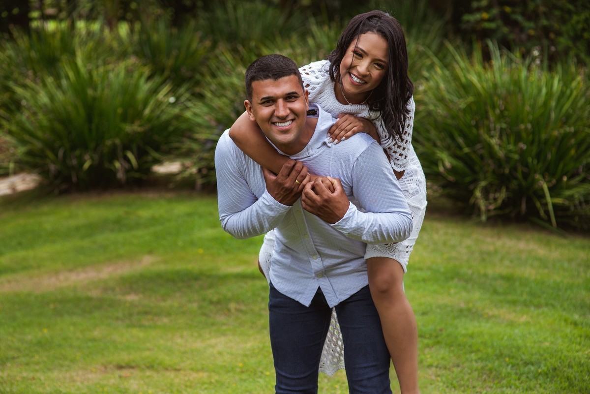 ensaio namorando ao ar livre, ensaio, ensaio namorando, ensaio casal, pre casamento, pre wedding, ensaio serra do salitre, lizandro junior, fotografo de casamento