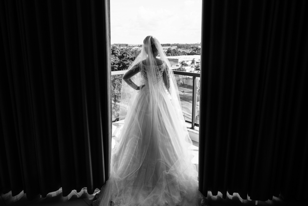 casamento, renata e diego, patos de minas, lizandro junior, samuel veloso, casamento ao ar livre, espaço casa flor, miqueias celebrante, neo old car, enlace maison