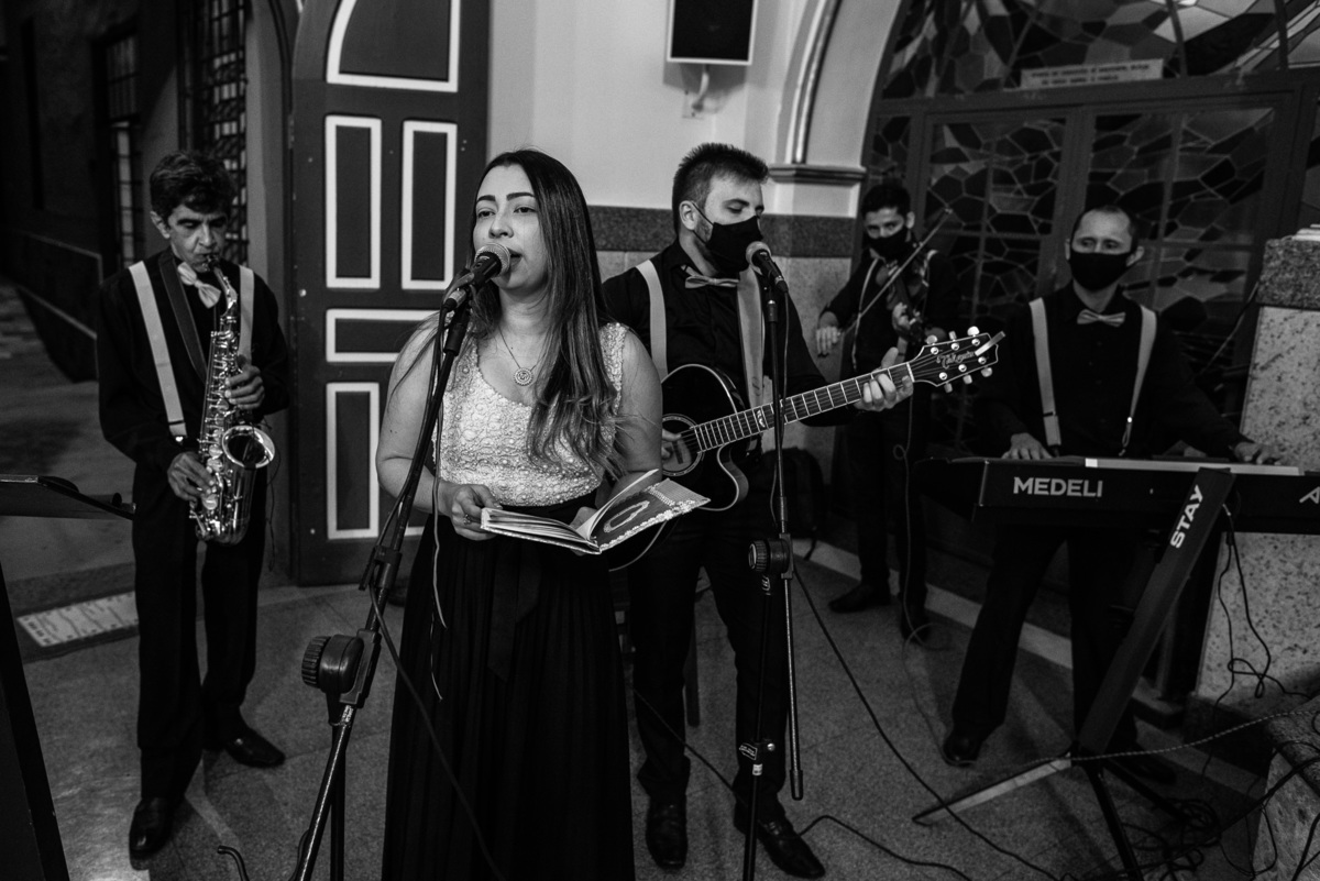 adereços de noiva, casamento carmo do paranaíba, lizandro junior, salão nila boaventura, nathália e emerson, enlace maison carmo