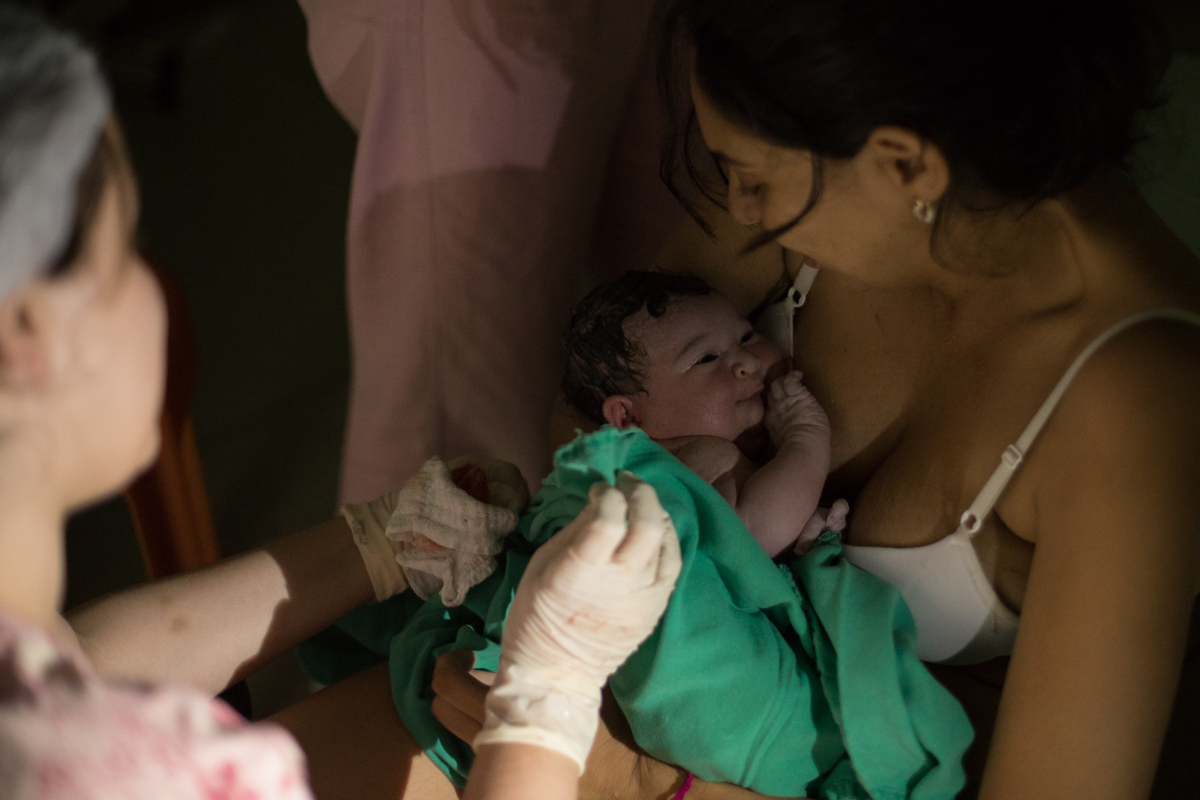 fotografia de parto humanizado hospital Sofia Feldman