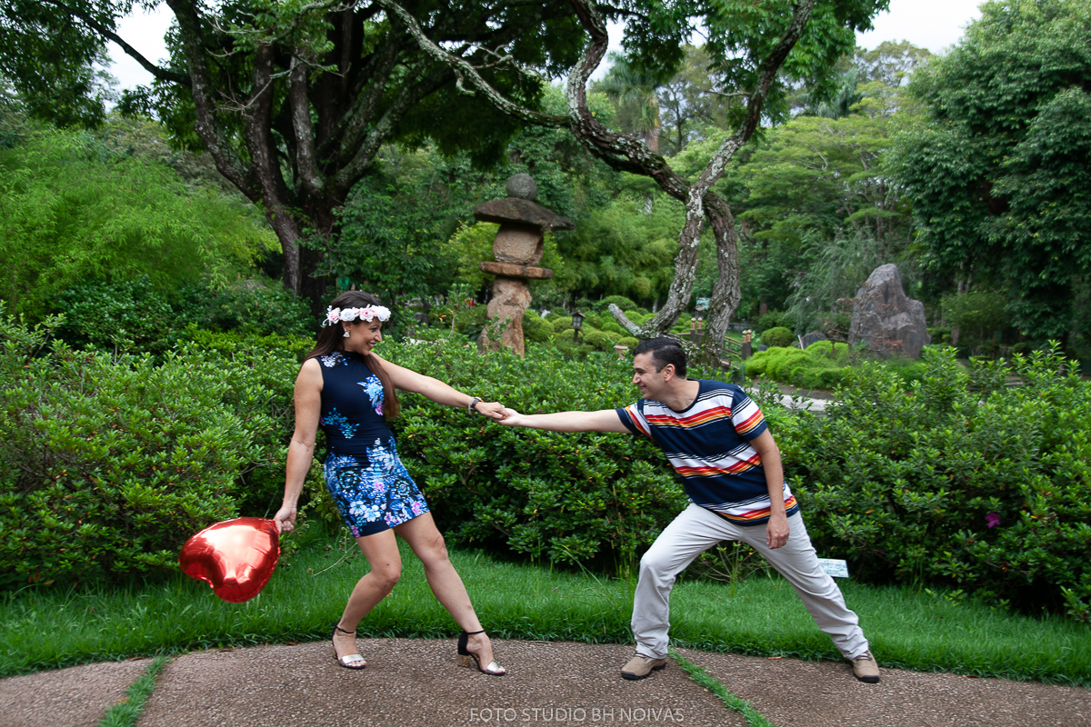 Ensaio de Pré-Wedding-Alessandra e Alexandre-Jardim Japonês-Belo Horizonte