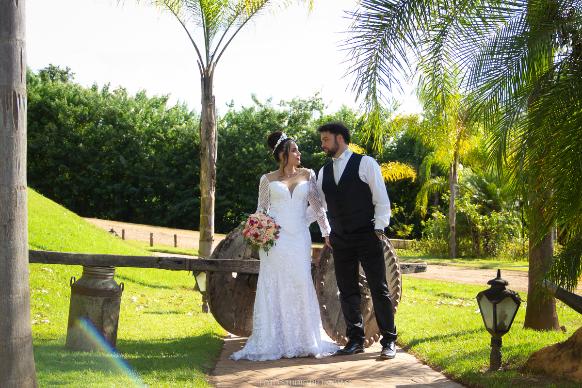 Ensaio de Pós Wedding de Myara e Cleverson - Fazenda Arrail Veloho-Sabará-MG