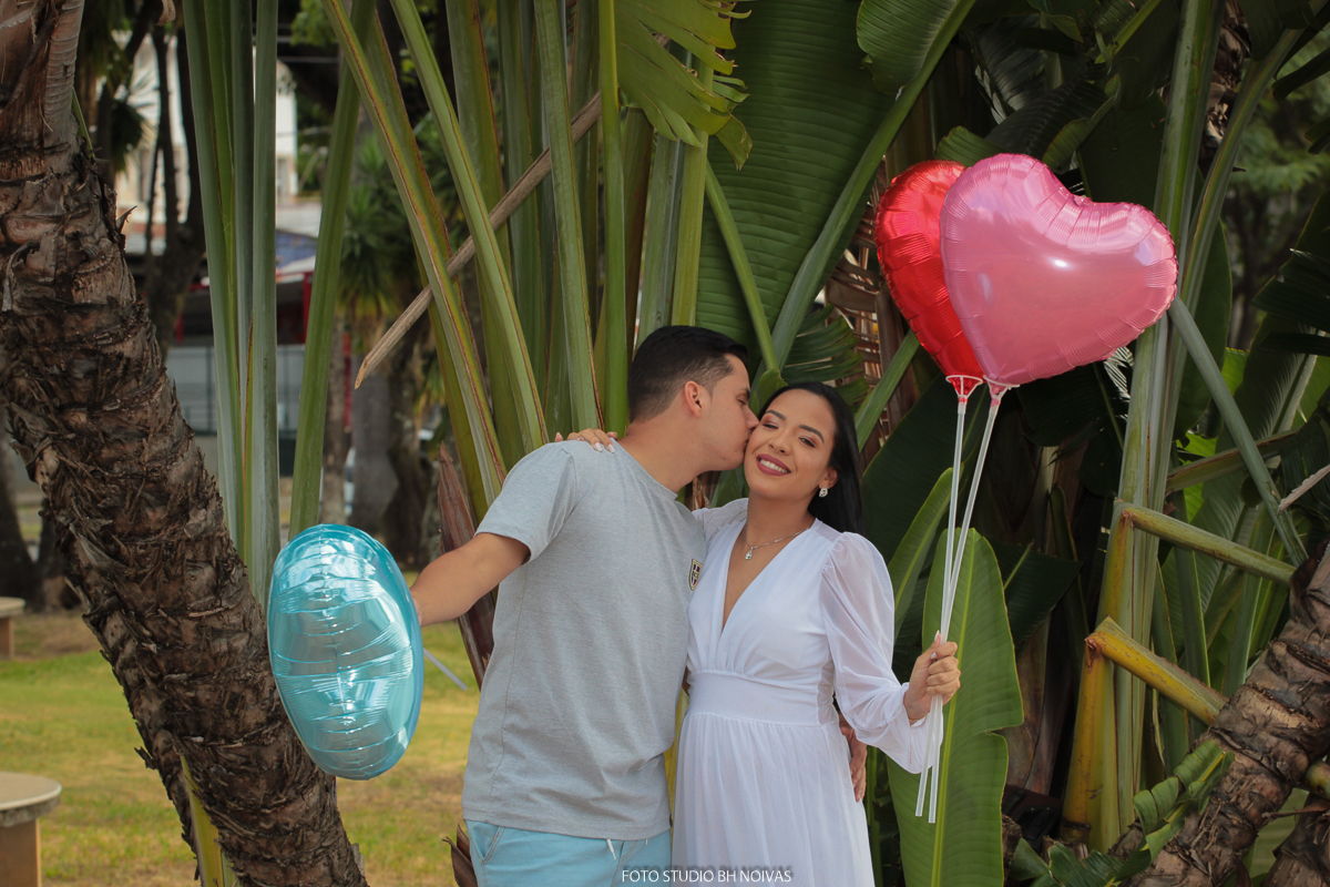 Ensaio de pré wedding de Larissa e Flávio na Casa do Baile