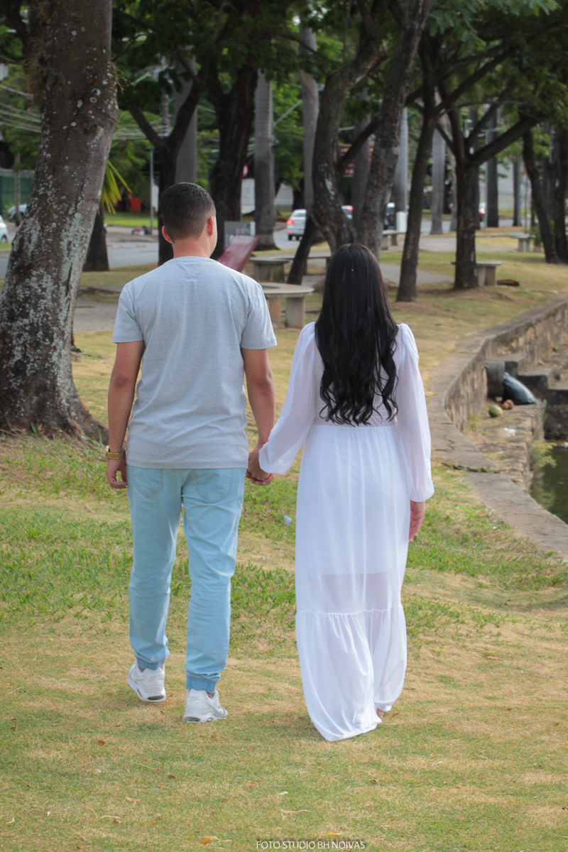 Ensaio de pré wedding de Larissa e Flávio na Casa do Baile