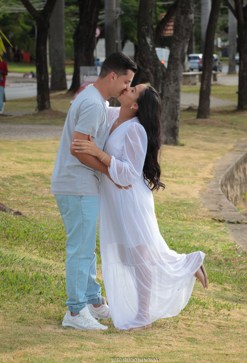 Ensaio de pré wedding de Larissa e Flávio na Casa do Baile