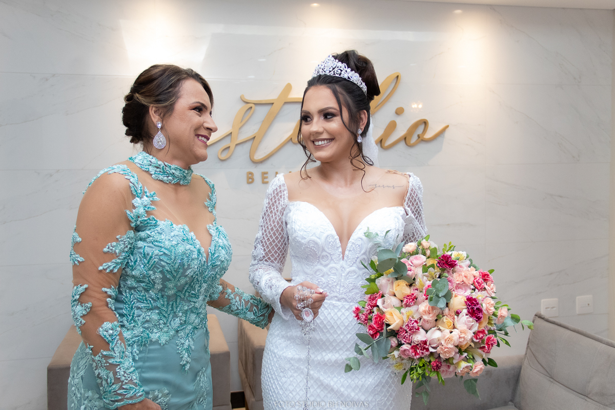 noiva e mãe da noiva