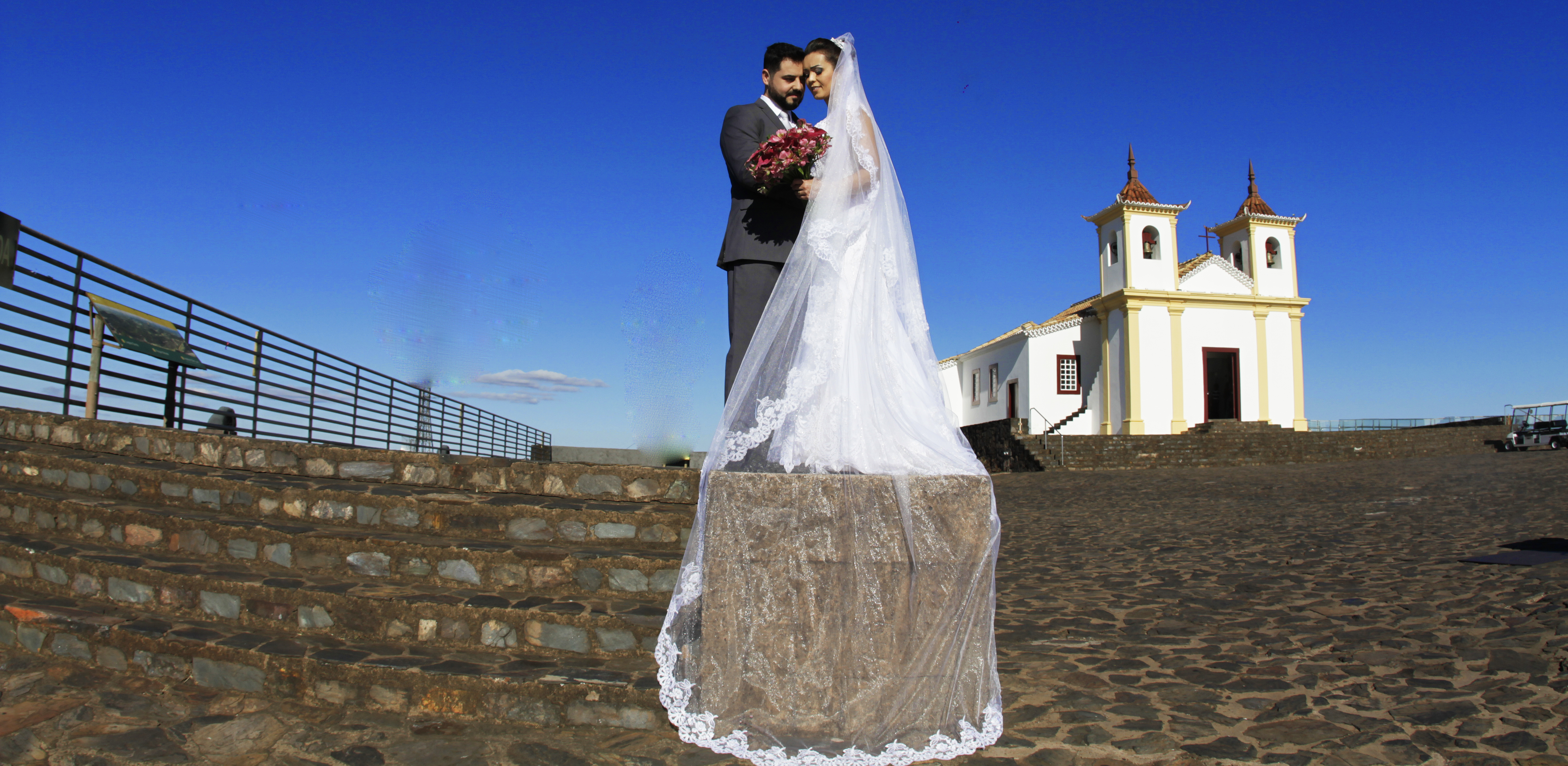 Sobre Fotógrafo de Casamento,Debutante,Gestante e Família em BH.