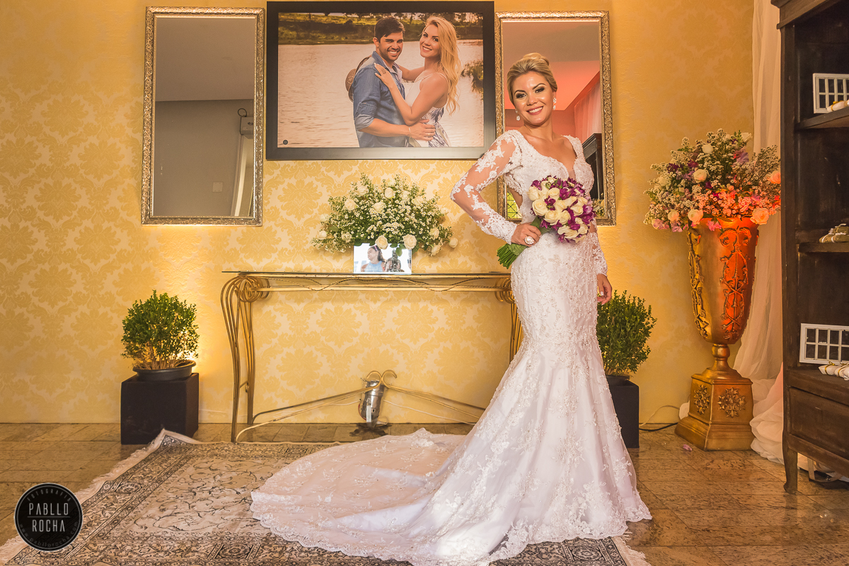 noiva posando para fotos