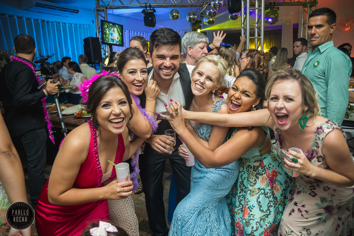 madrinhas acetinado o noivo