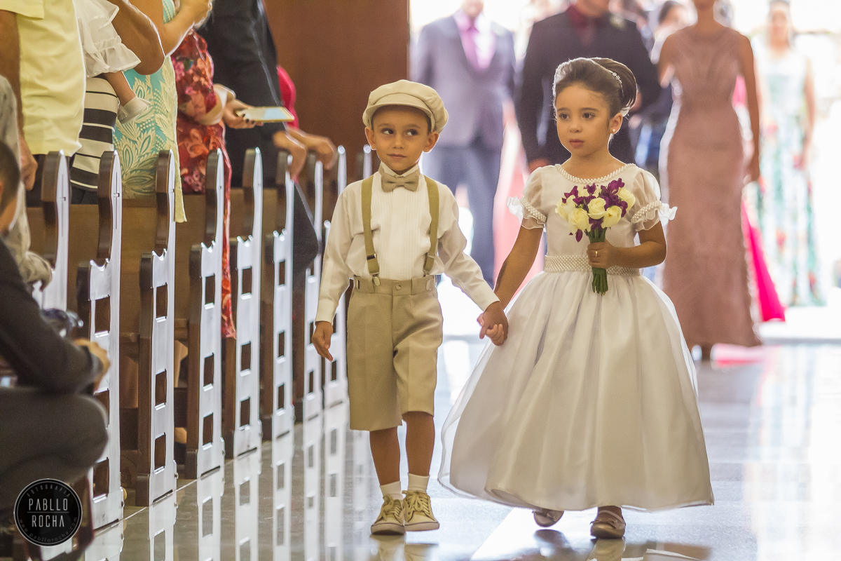 pagem e daminha entrando