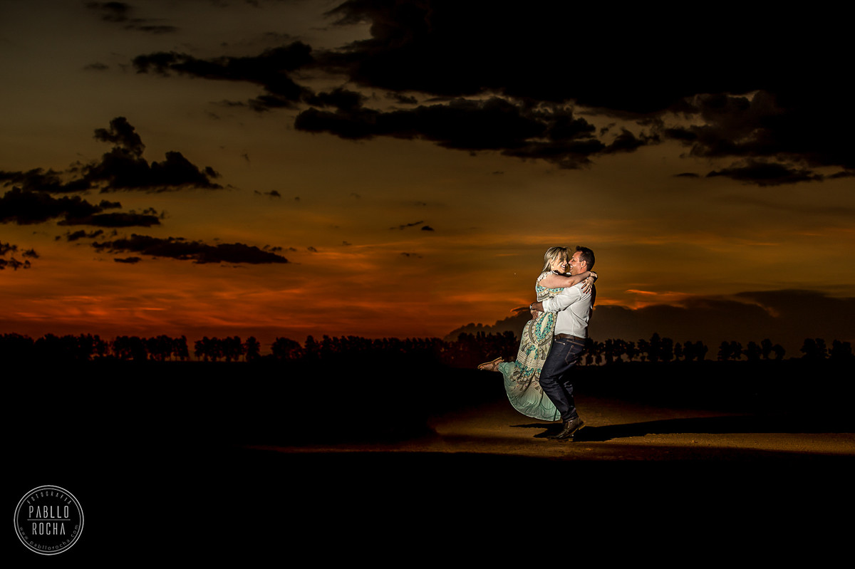 noivos  ao Por do sol