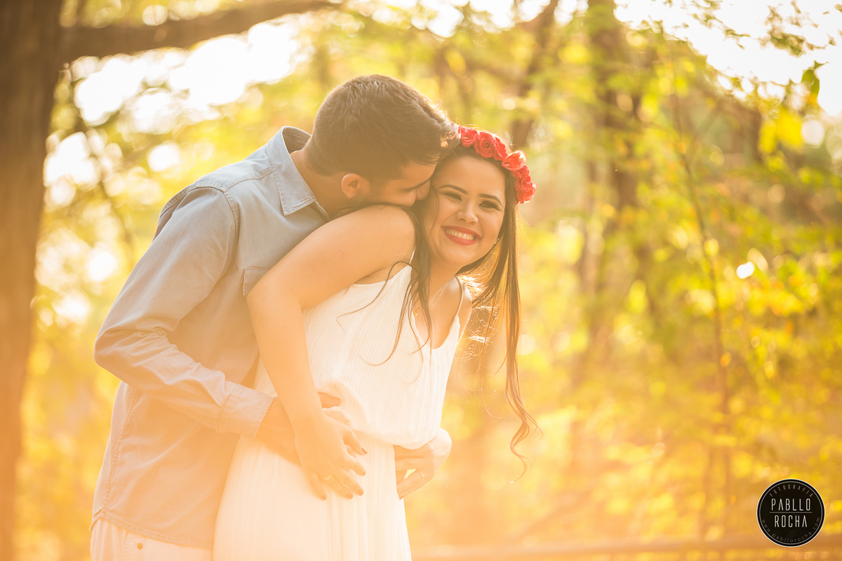 Ensaio Namorando - Ensaio Pré Casamento - PréCasamento - Parque do Sabiá - Namorando Parque do Sabiá - Pré Casamento Parque do Sabiá - por do sol