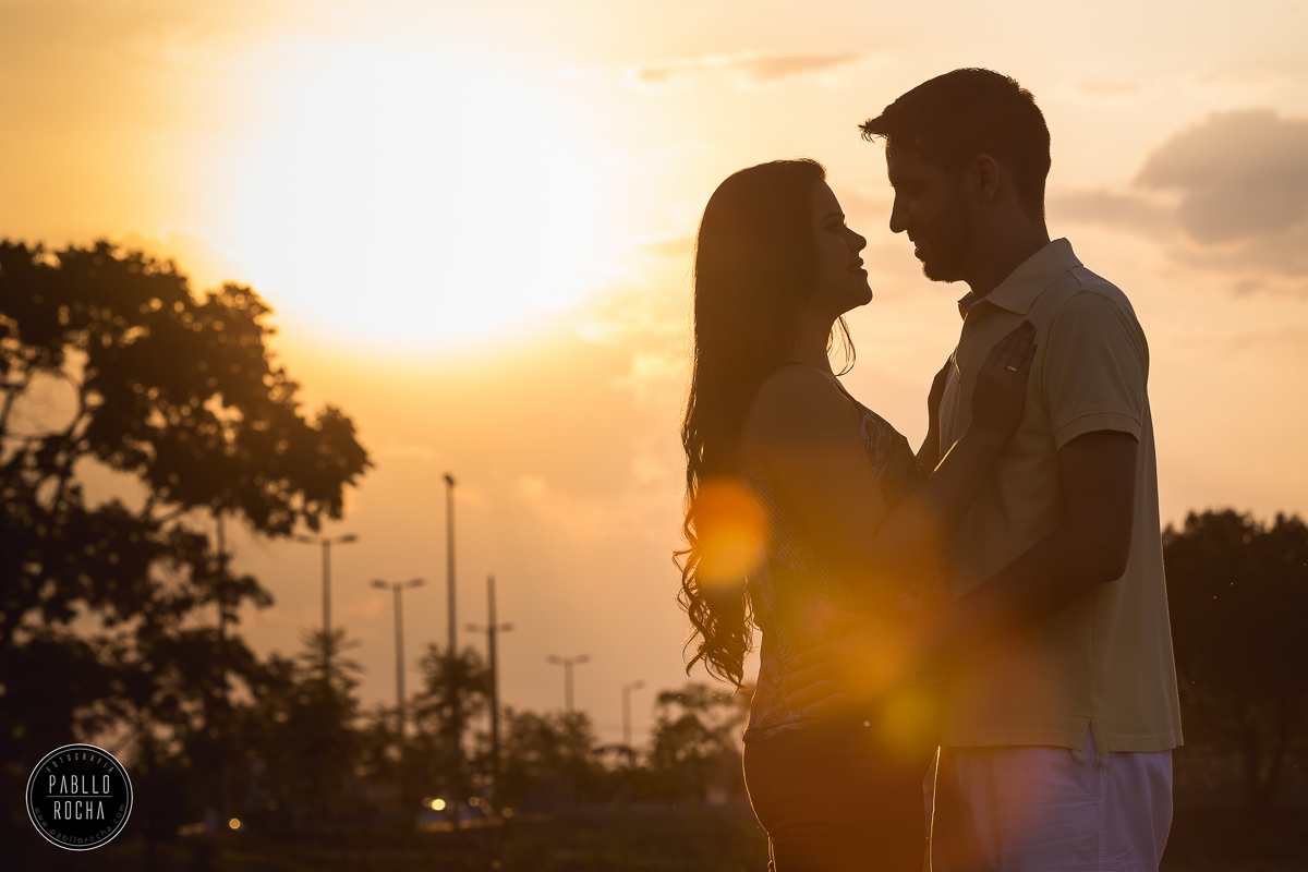 Ensaio Namorando - Ensaio Pré Casamento - PréCasamento - Parque do Sabiá - Namorando Parque do Sabiá - Pré Casamento Parque do Sabiá - por do sol