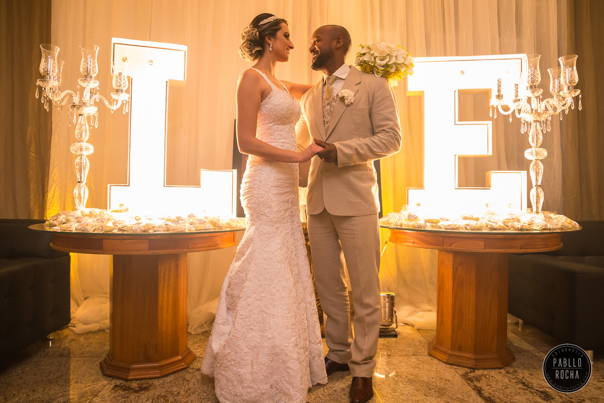 Larissa e rasto felizes para sempre