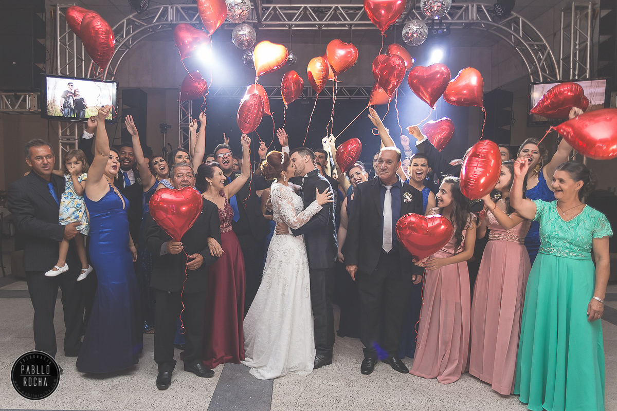 beijo dos noivos, em fim casados