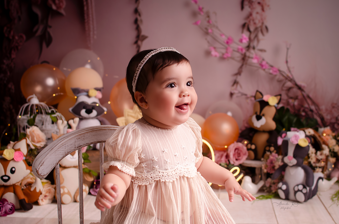 Ensaio Smash the cake realizado no Estudio especializado em Contagem/MG